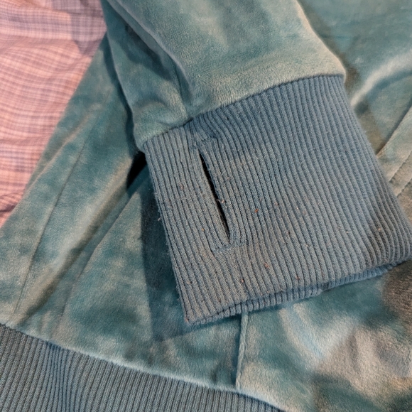 Lularoe M Cozy Velour Bethany Zip-up - Picture 4 of 6